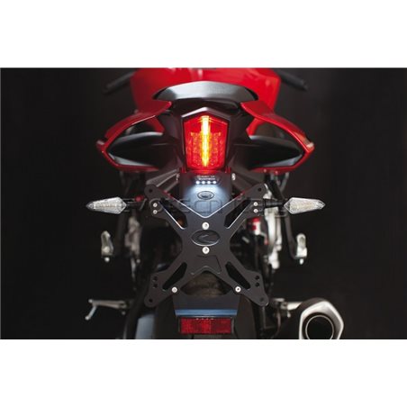 LUZ LED PORTAMATRÍCULAS EVOTECH LUZ LED PORTAMATRÍCULAS EVOTECH